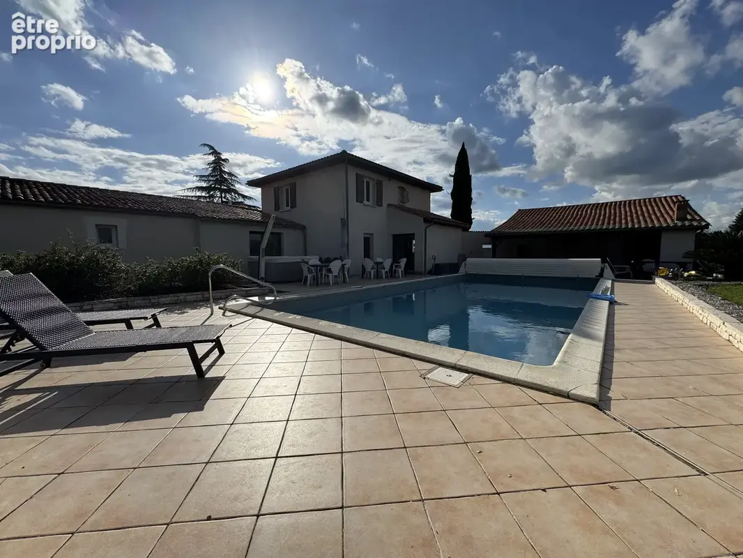 Maison 8 pièces 208 m² à vendre à Oriolles (16480) - photo 40