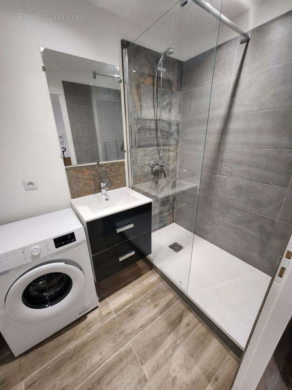 Appartement à GONFARON