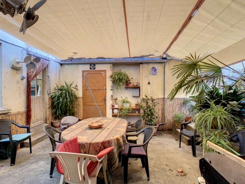 Maison à OLONZAC