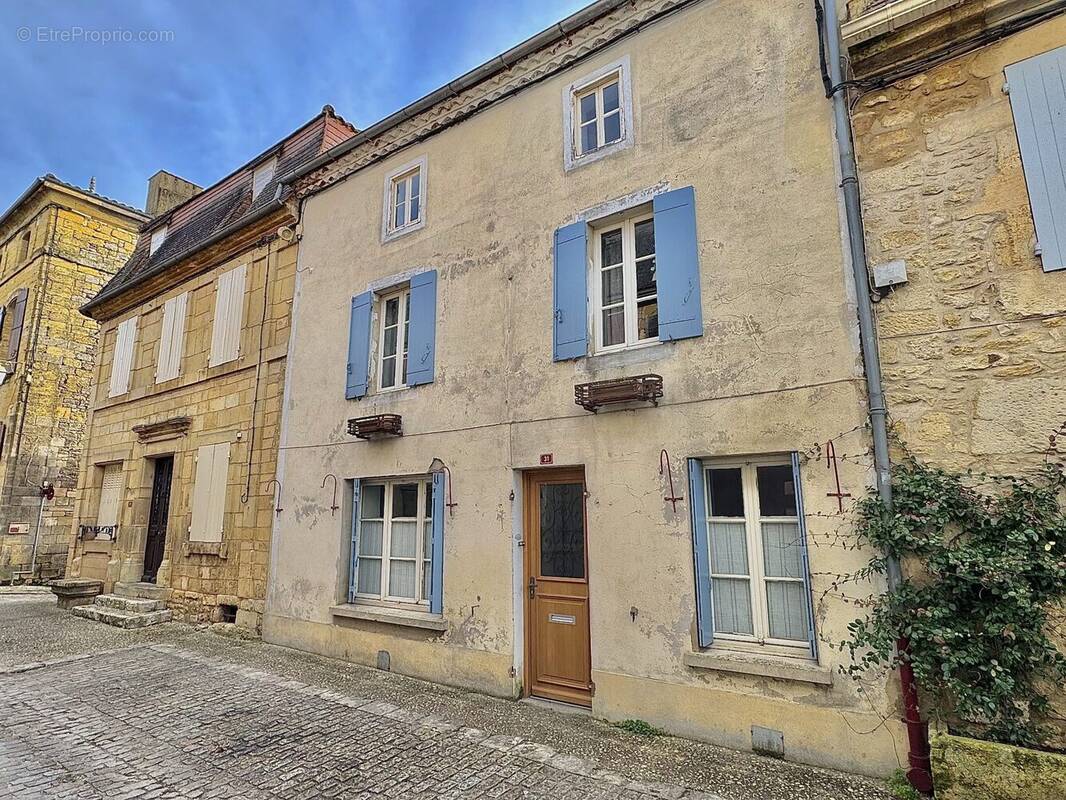 Maison à VILLEFRANCHE-DU-PERIGORD