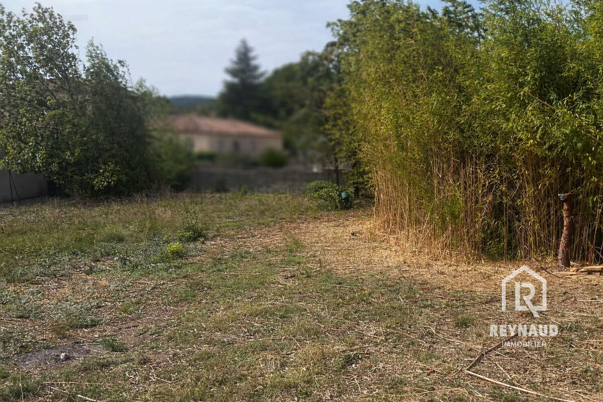 Terrain à CLERMONT-L'HERAULT