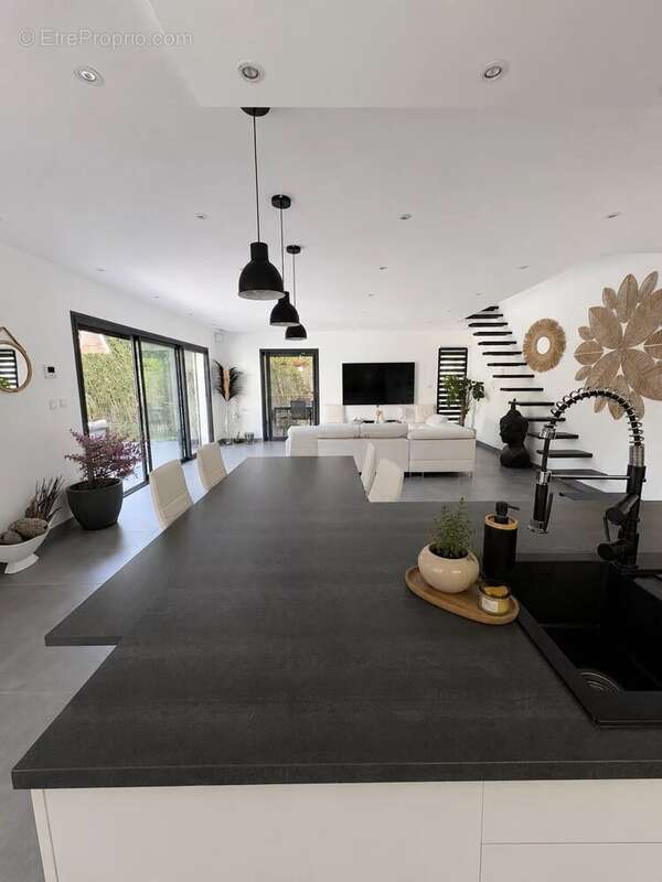 Villa - sanary sur mer - plage a pied - photo 7