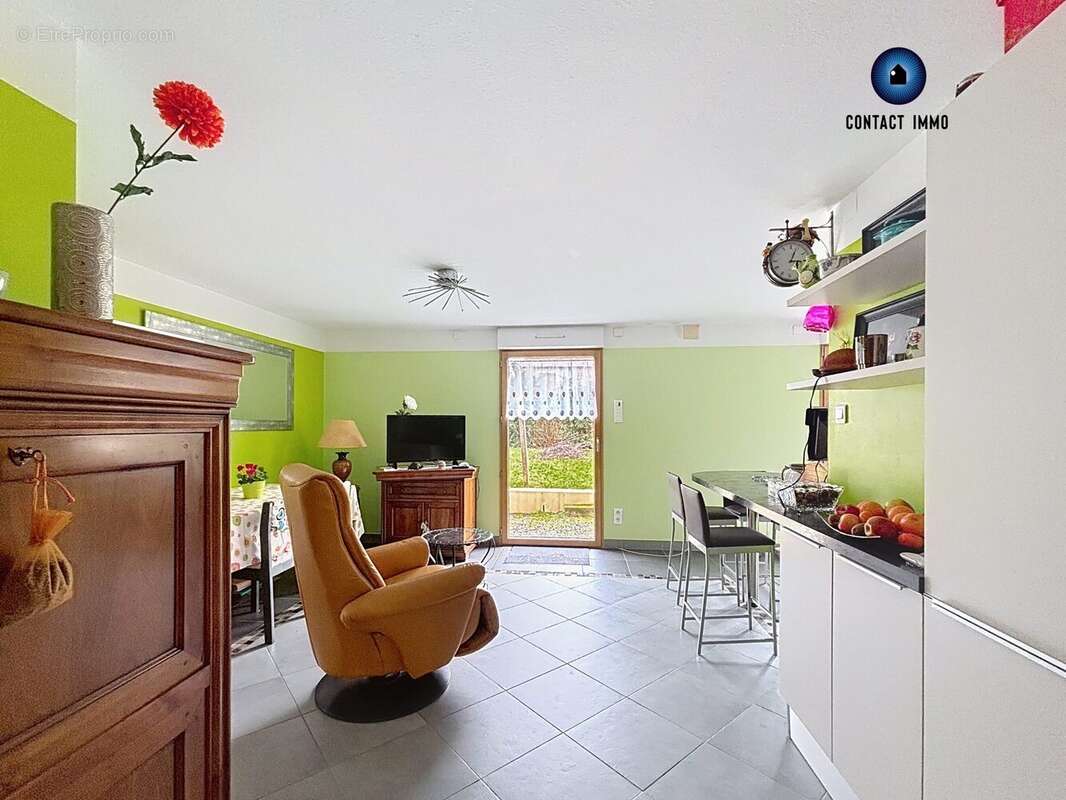 Maison à LARCHE