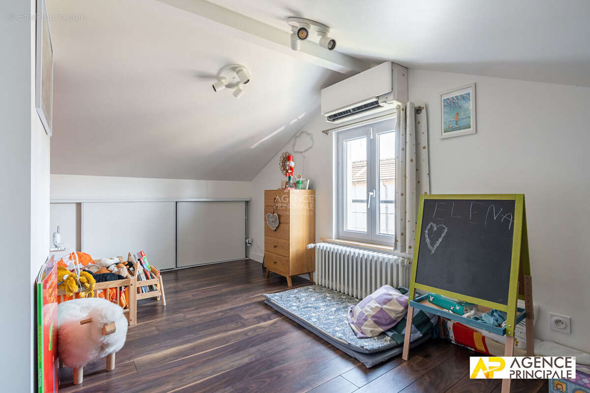 Maison Maisons Laffitte 4 pièce(s) 93 m2  - 3 chambres - sdb sdouche - sous sol total avec bureau - photo 11