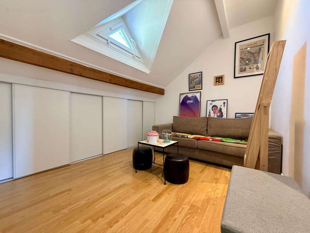 Appartement À Vendre - photo 9