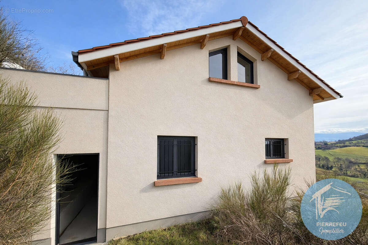 Maison à ANCY