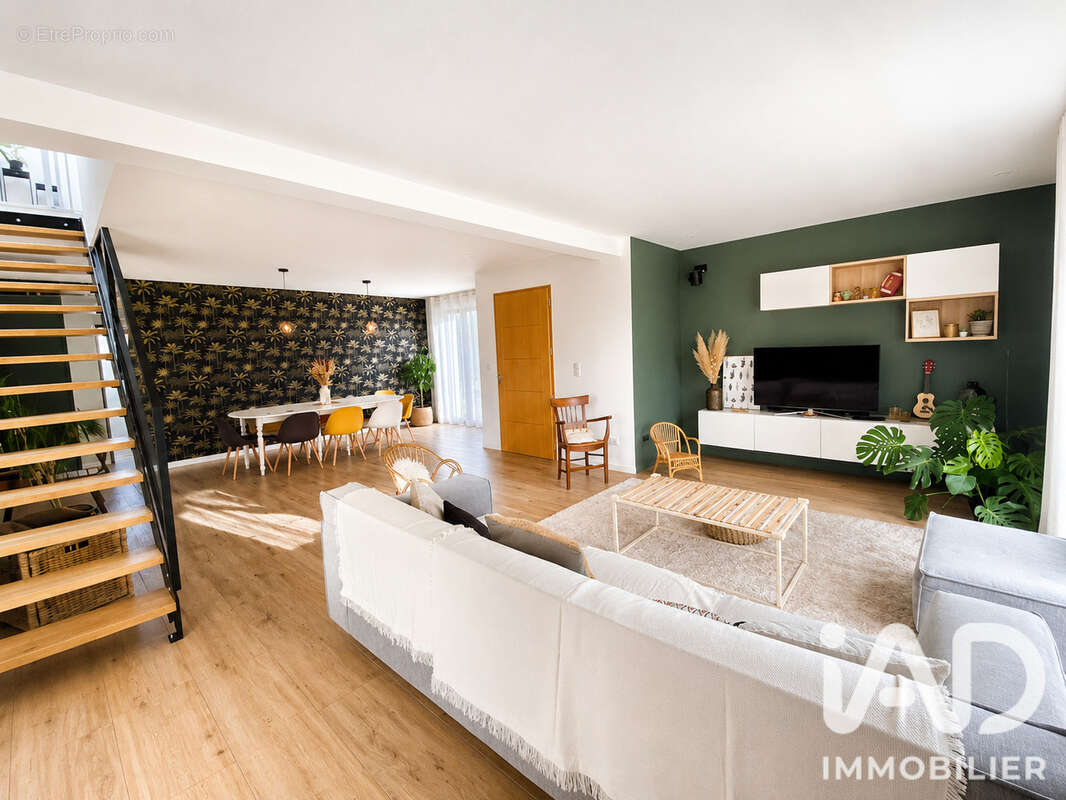 Maison 200 m² à Anglet  - photo 2