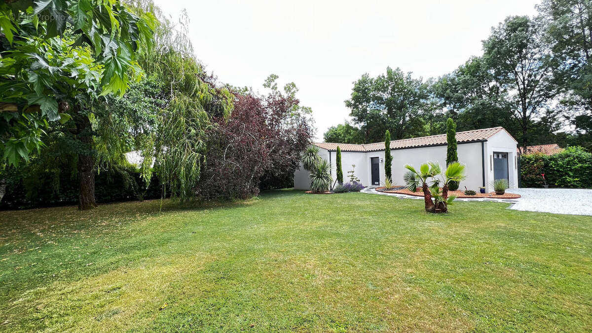 Maison à MEDIS