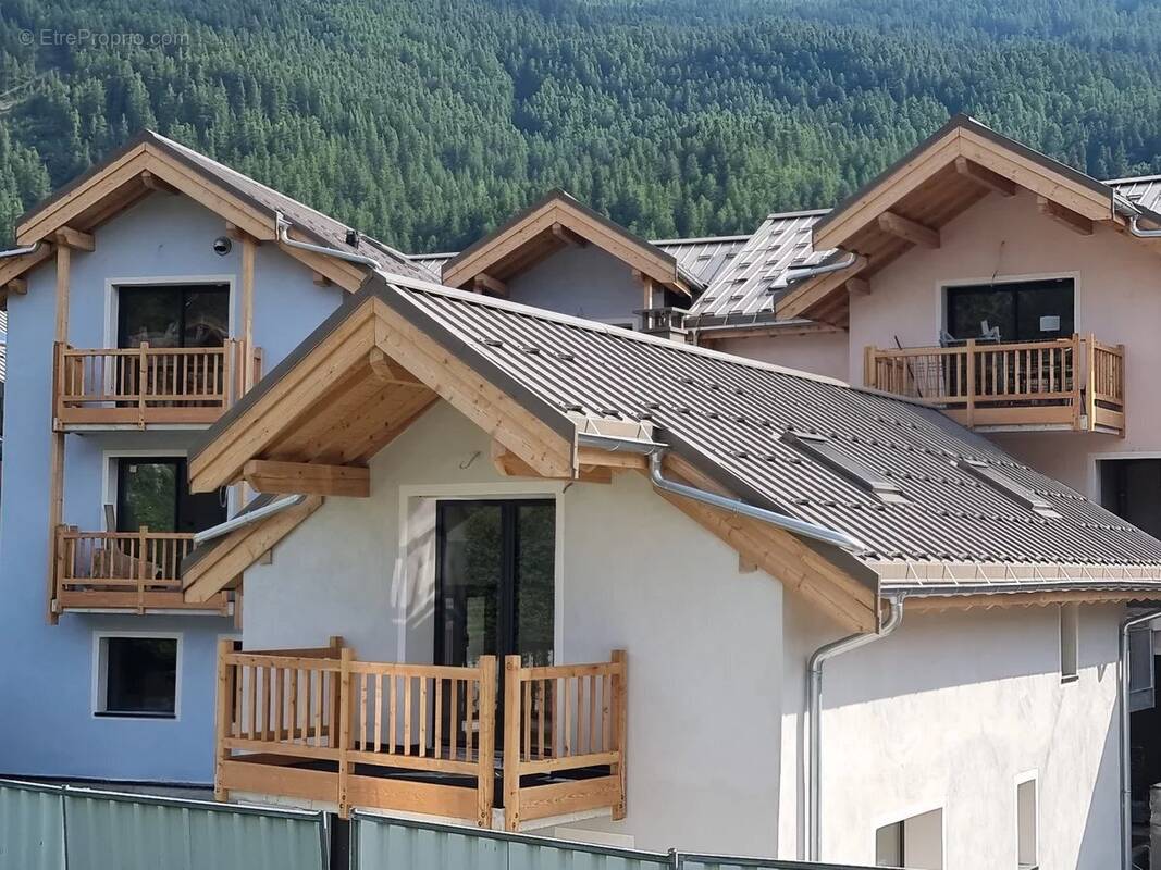 Appartement à SAINT-CHAFFREY