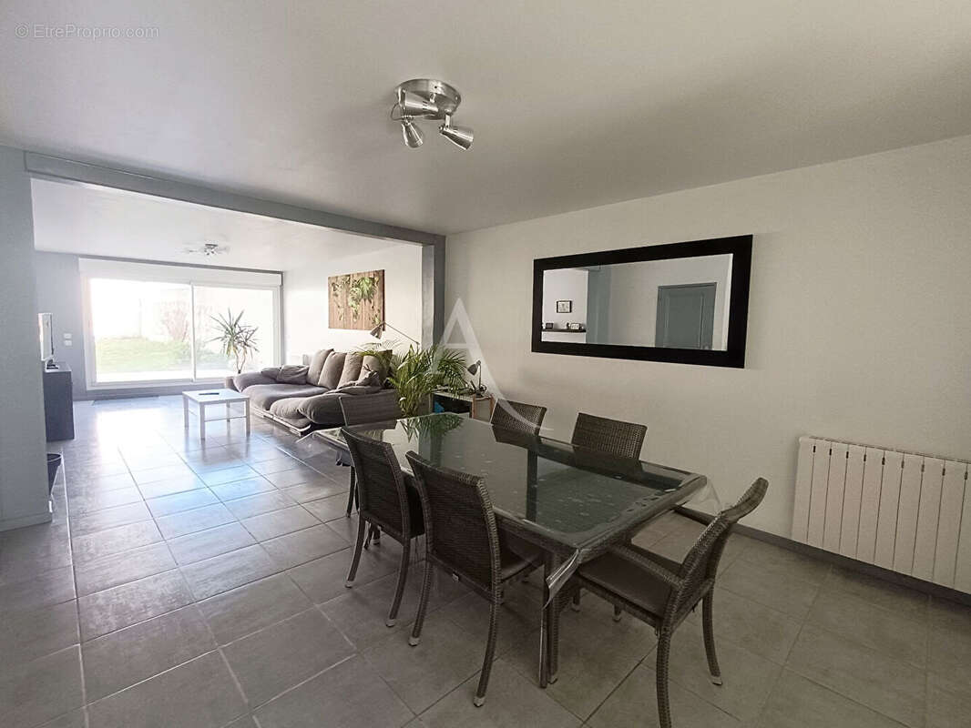 Maison à PONT-DU-CHATEAU