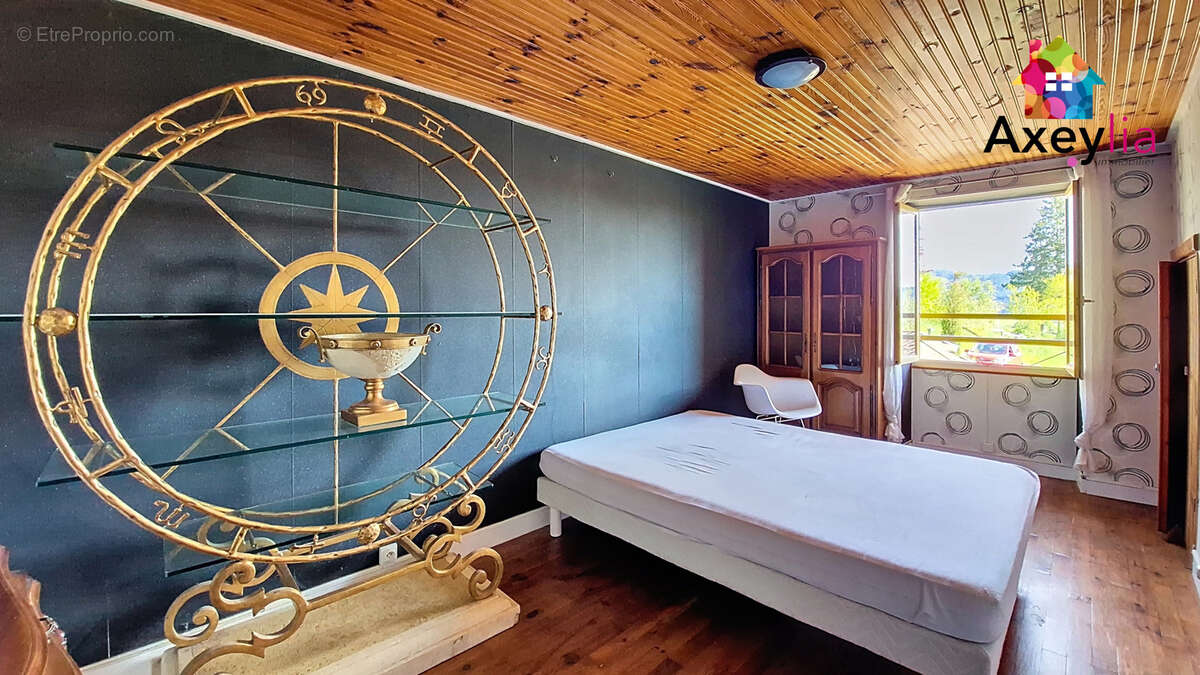 Maison à AIGUEPERSE