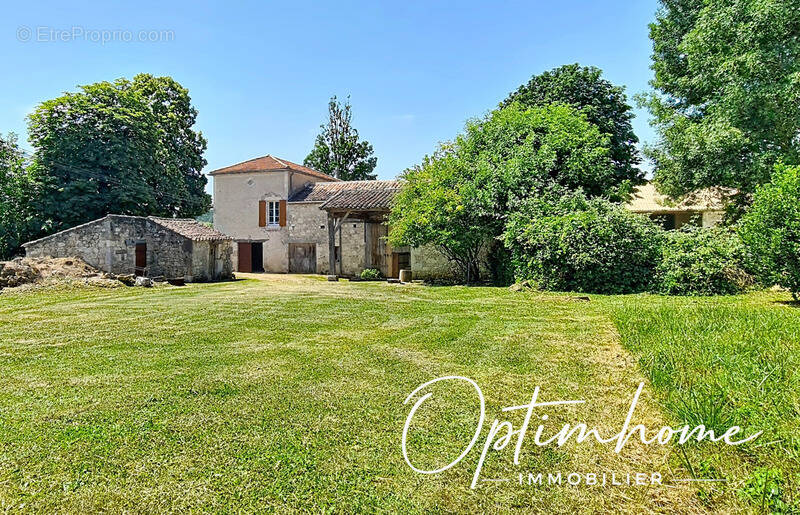 Maison à LA SAUVETAT-DE-SAVERES