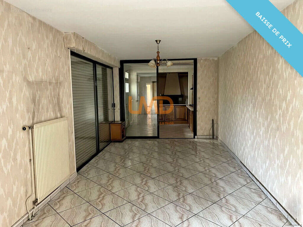 Maison à DECAZEVILLE