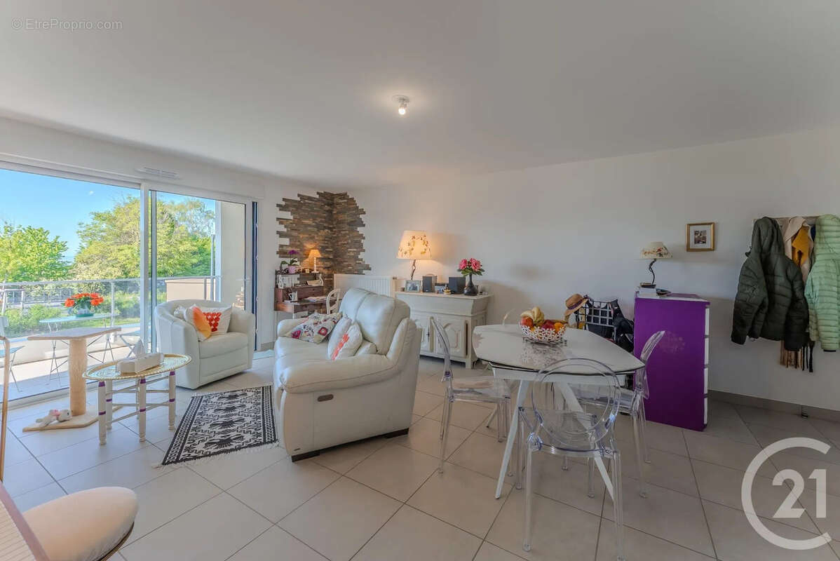 Appartement à EVIAN-LES-BAINS