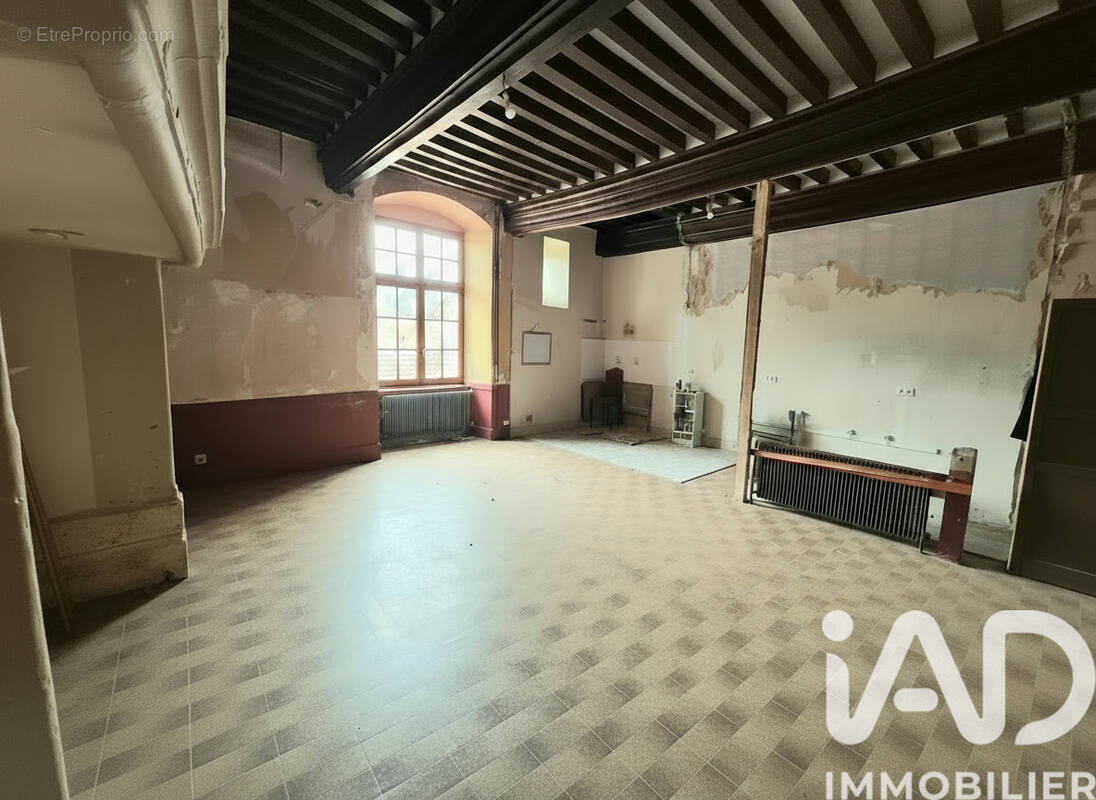 Photo 1 - Maison à REGNY