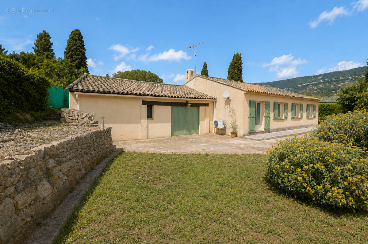 Maison à PEYMEINADE