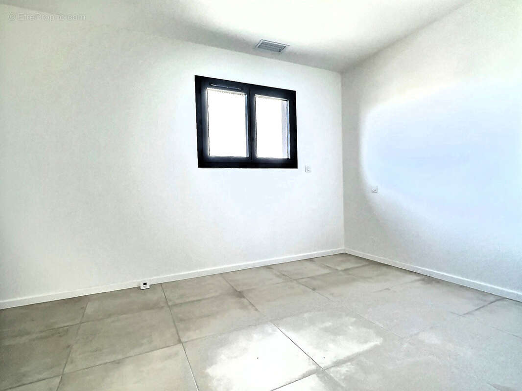 Maison à SAINT-CYPRIEN