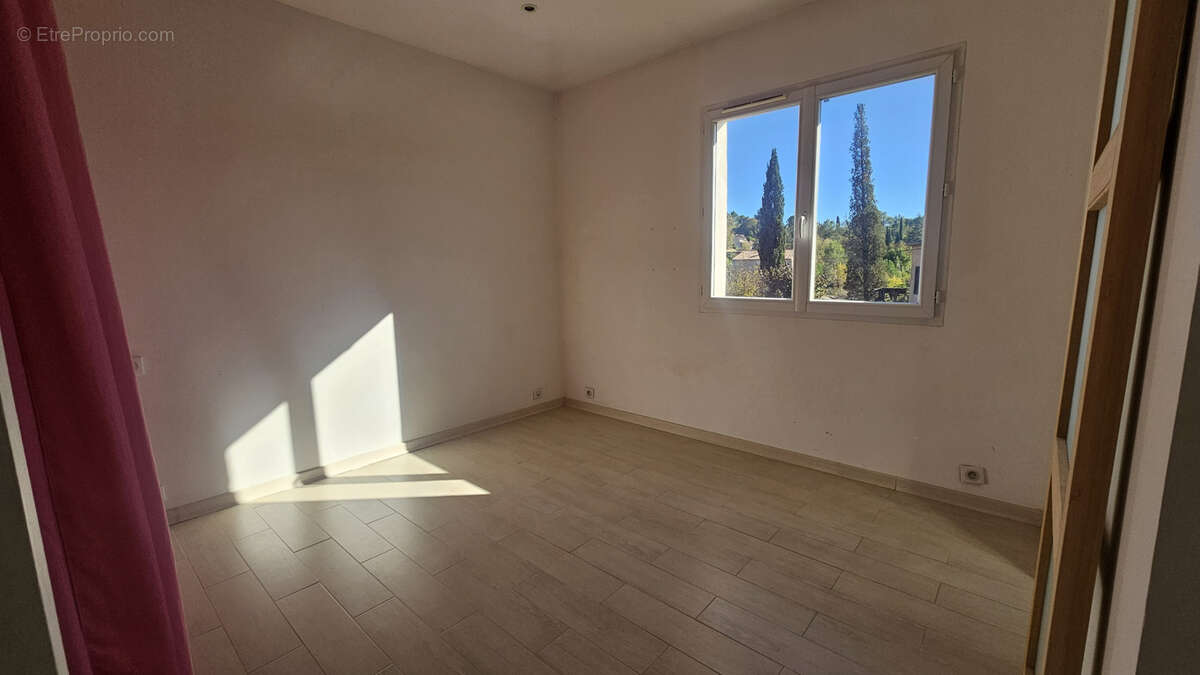 Maison à PEYMEINADE