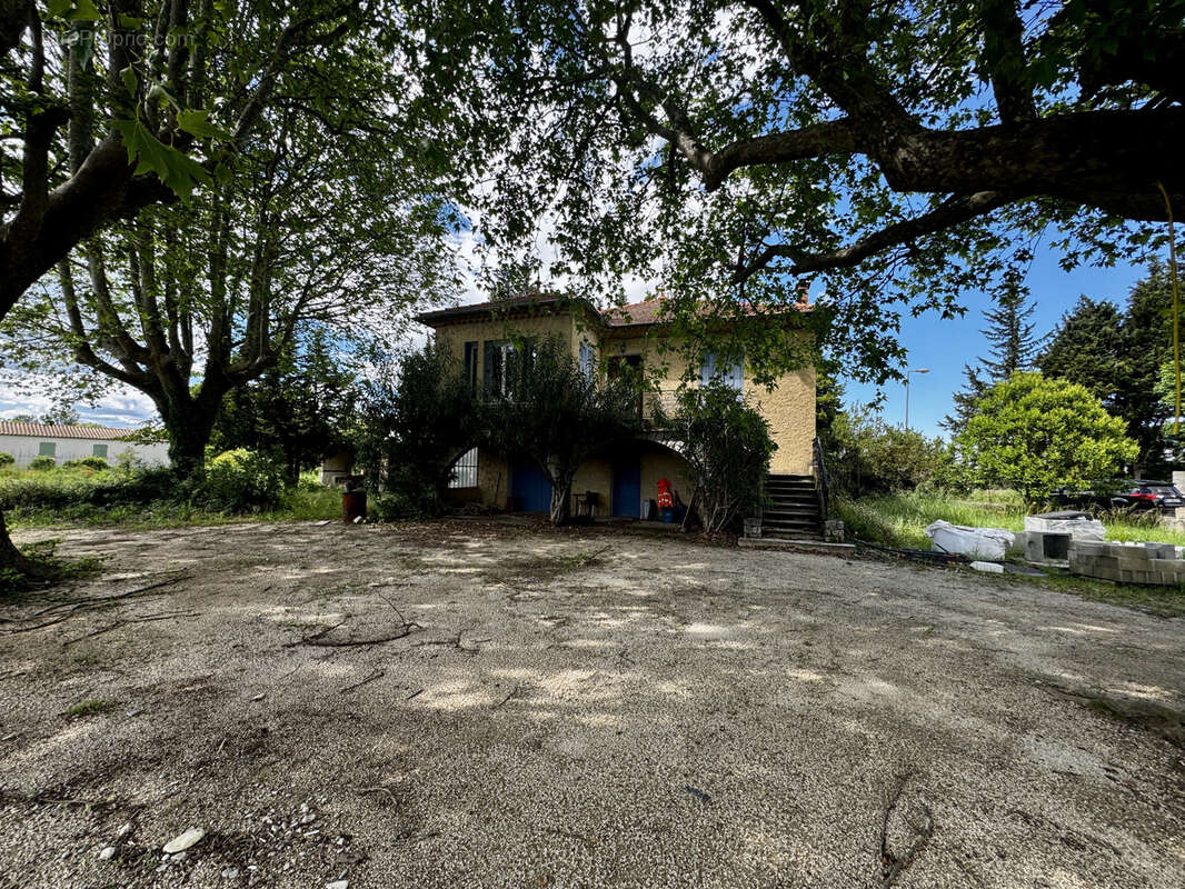 Maison à JONQUIERES