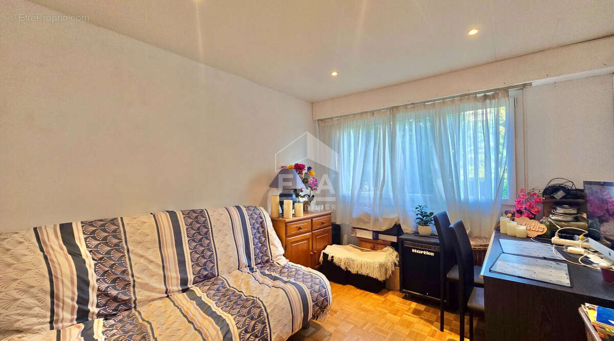 Appartement à THIAIS