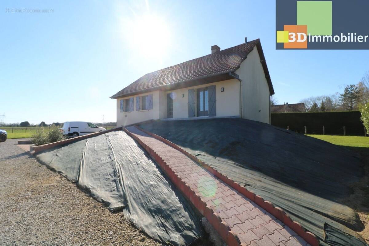 Photo 1 - Maison à PIERRE-DE-BRESSE