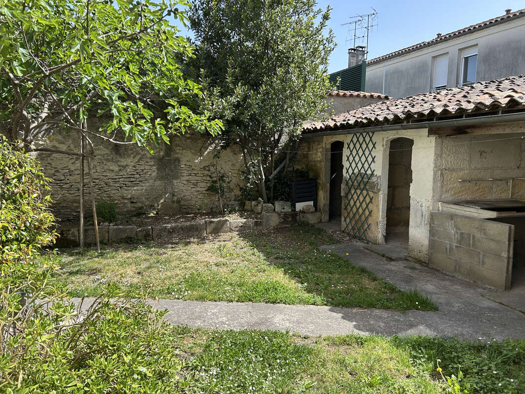 Maison à COGNAC