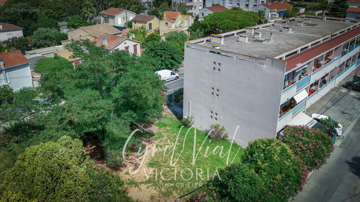Immeuble de rapport 5 appartements et 5 garages La Seyne-sur-Mer - photo 2