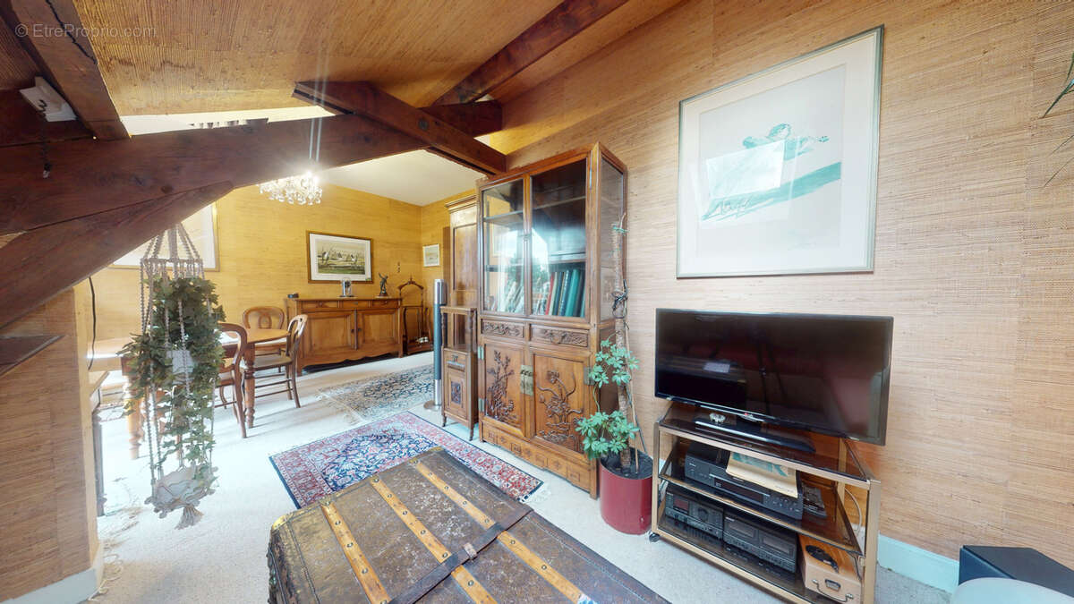 Appartement à MAISONS-LAFFITTE