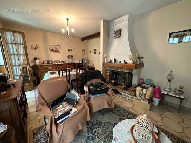 Maison à BURES-SUR-YVETTE