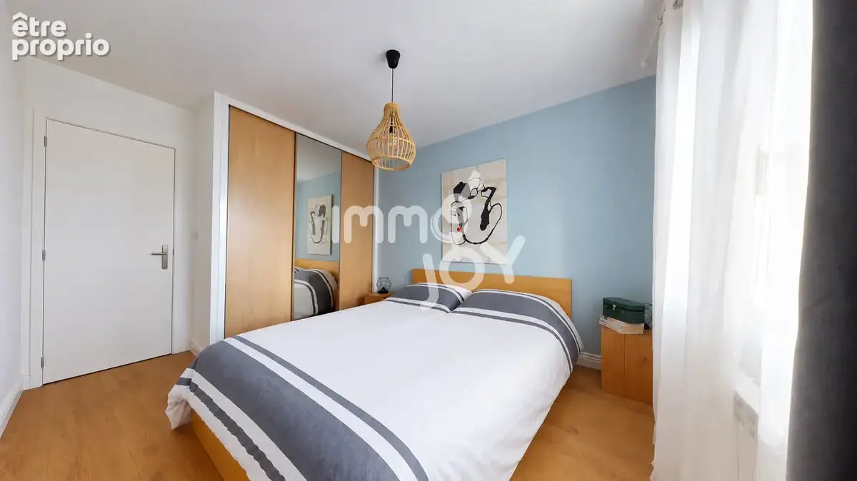 Maison de plain-pied   3 chambres, piscine et grand garage - photo 12