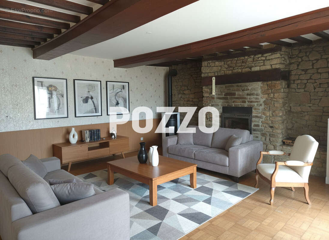 Maison à LANDELLES-ET-COUPIGNY