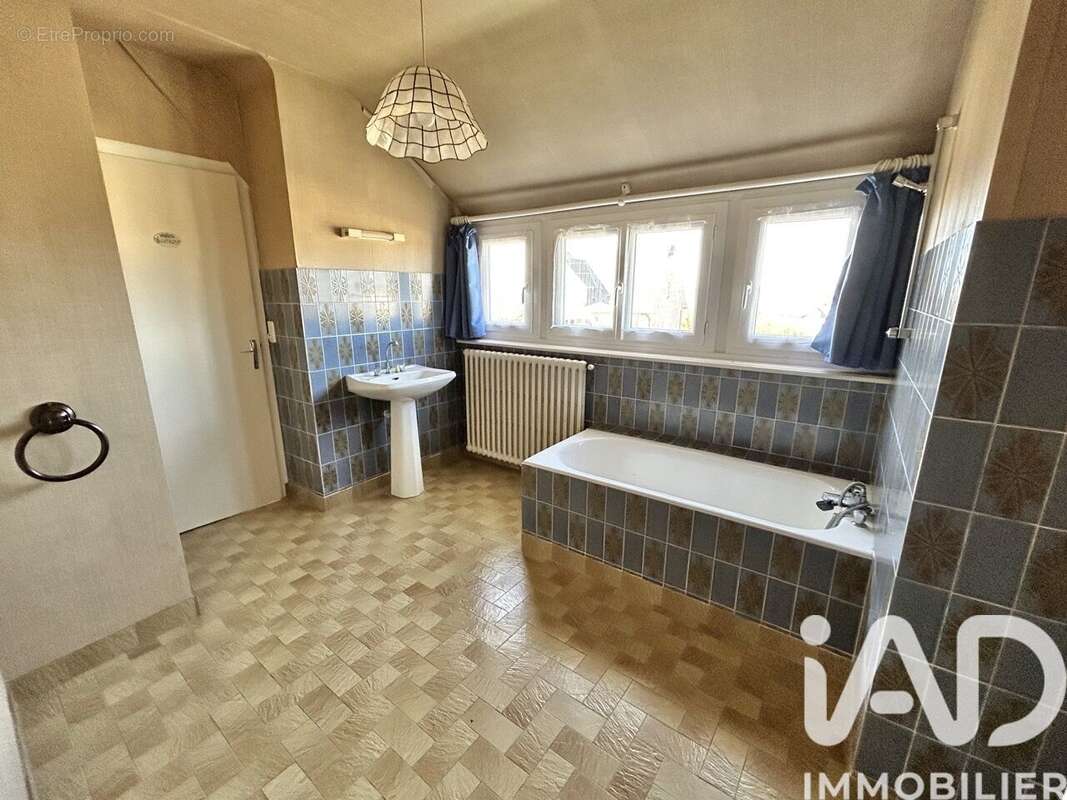 Photo 8 - Maison à PLEUDIHEN-SUR-RANCE