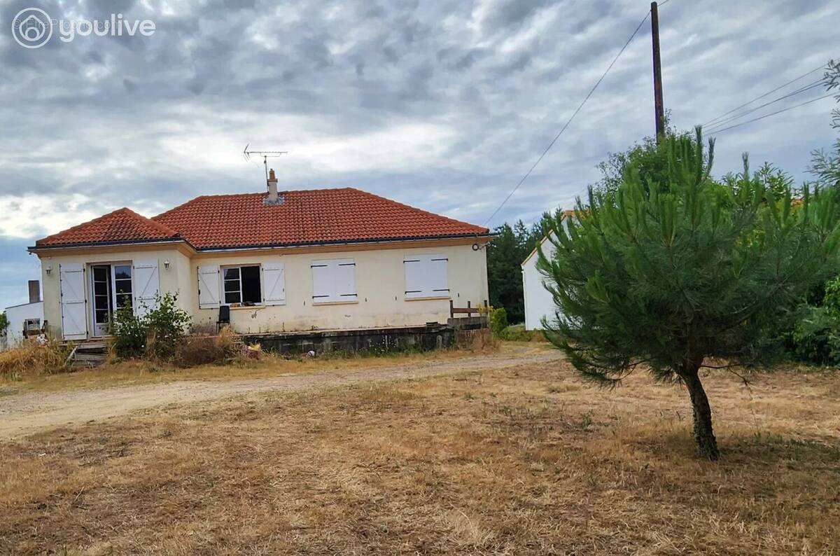 Maison à LES CLOUZEAUX