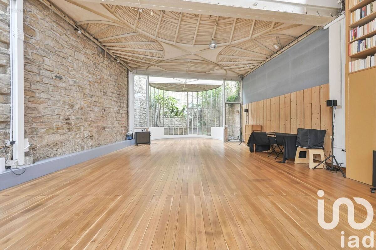 Photo 1 - Maison à PARIS-20E