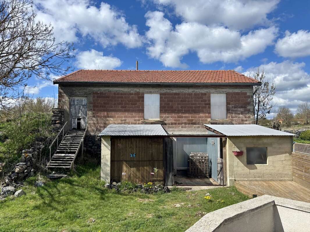 Maison à ALLEYRAC