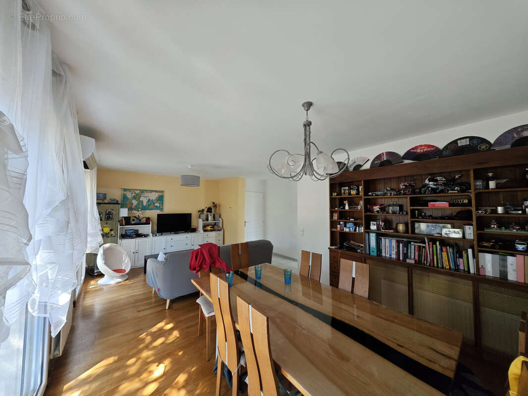 Maison à MONTMELIAN