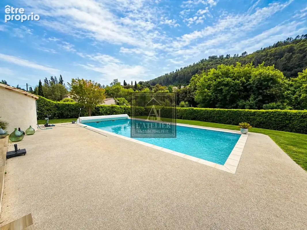 Maison avec dépendance, garages, atelier, piscine sur une parcelle de 7559 m2 - photo 5