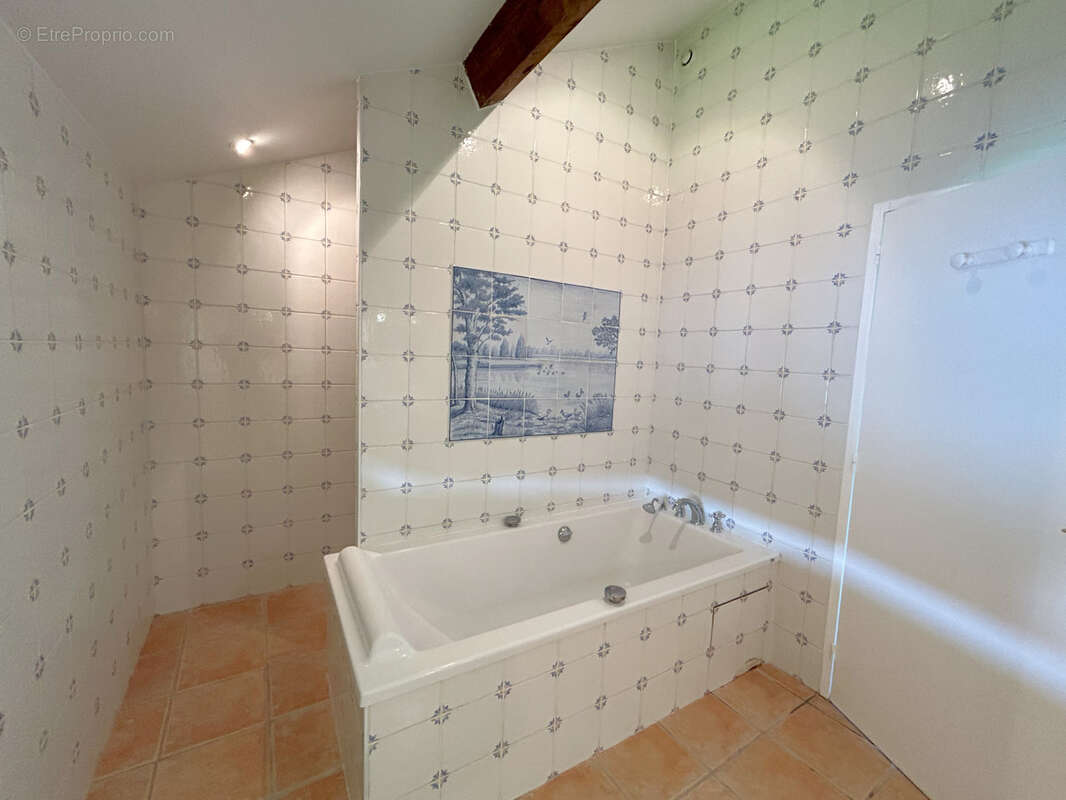 Maison à VILLARS-LES-DOMBES