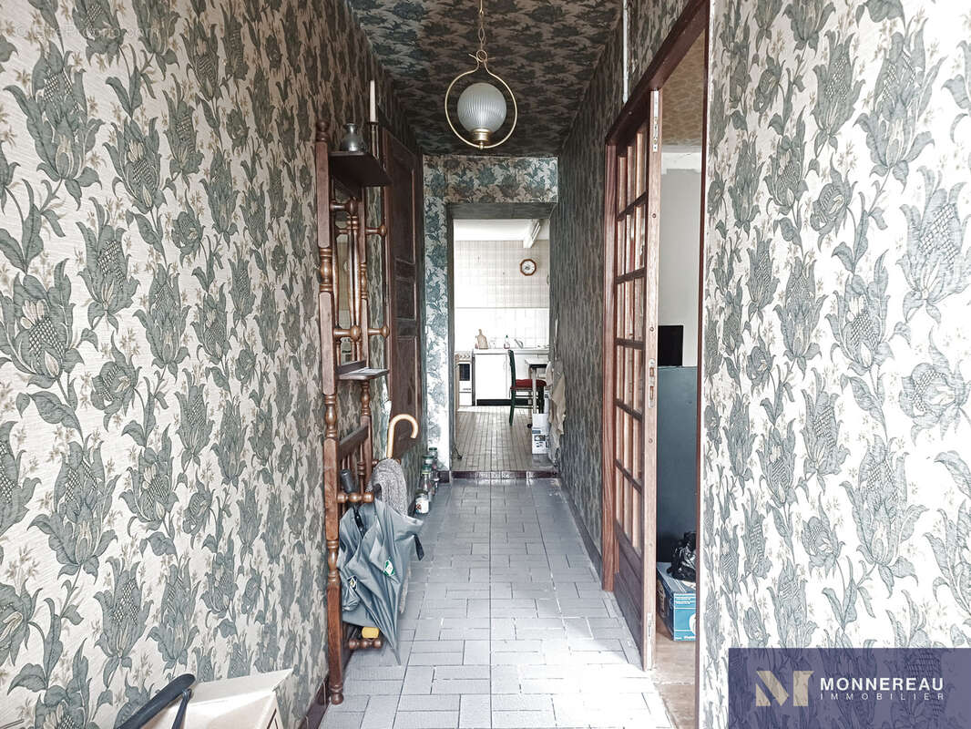 Maison de ville a renover - photo 7