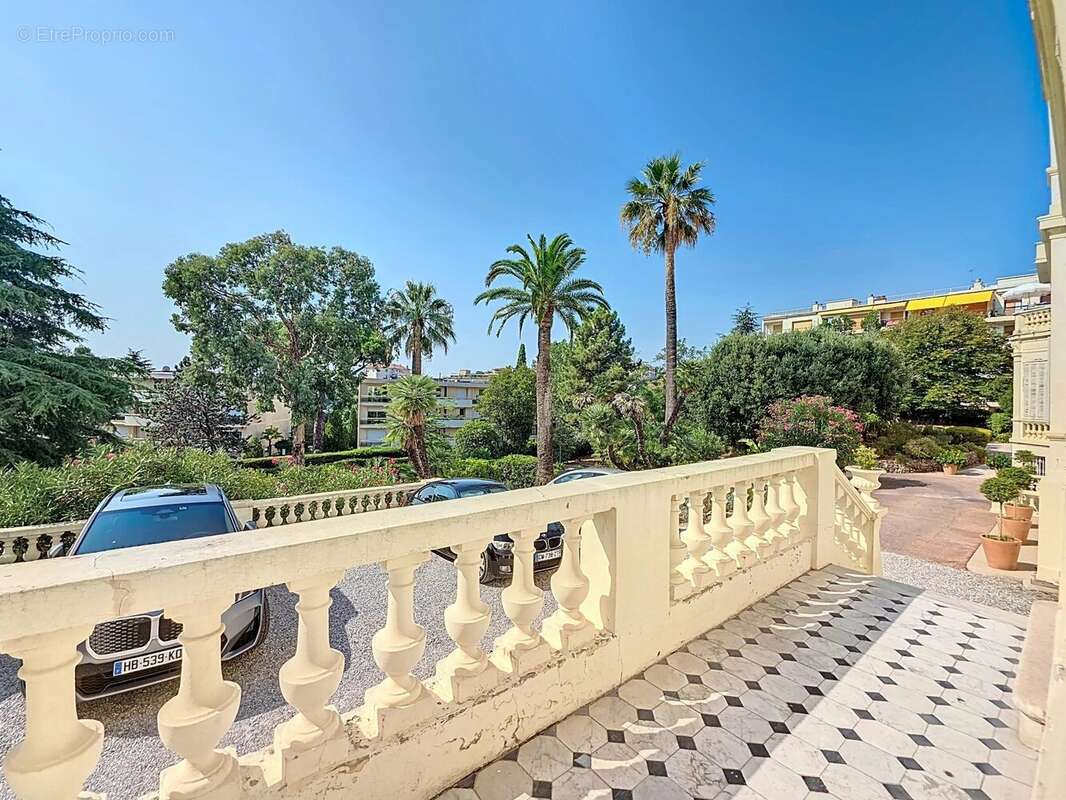 Appartement à CANNES