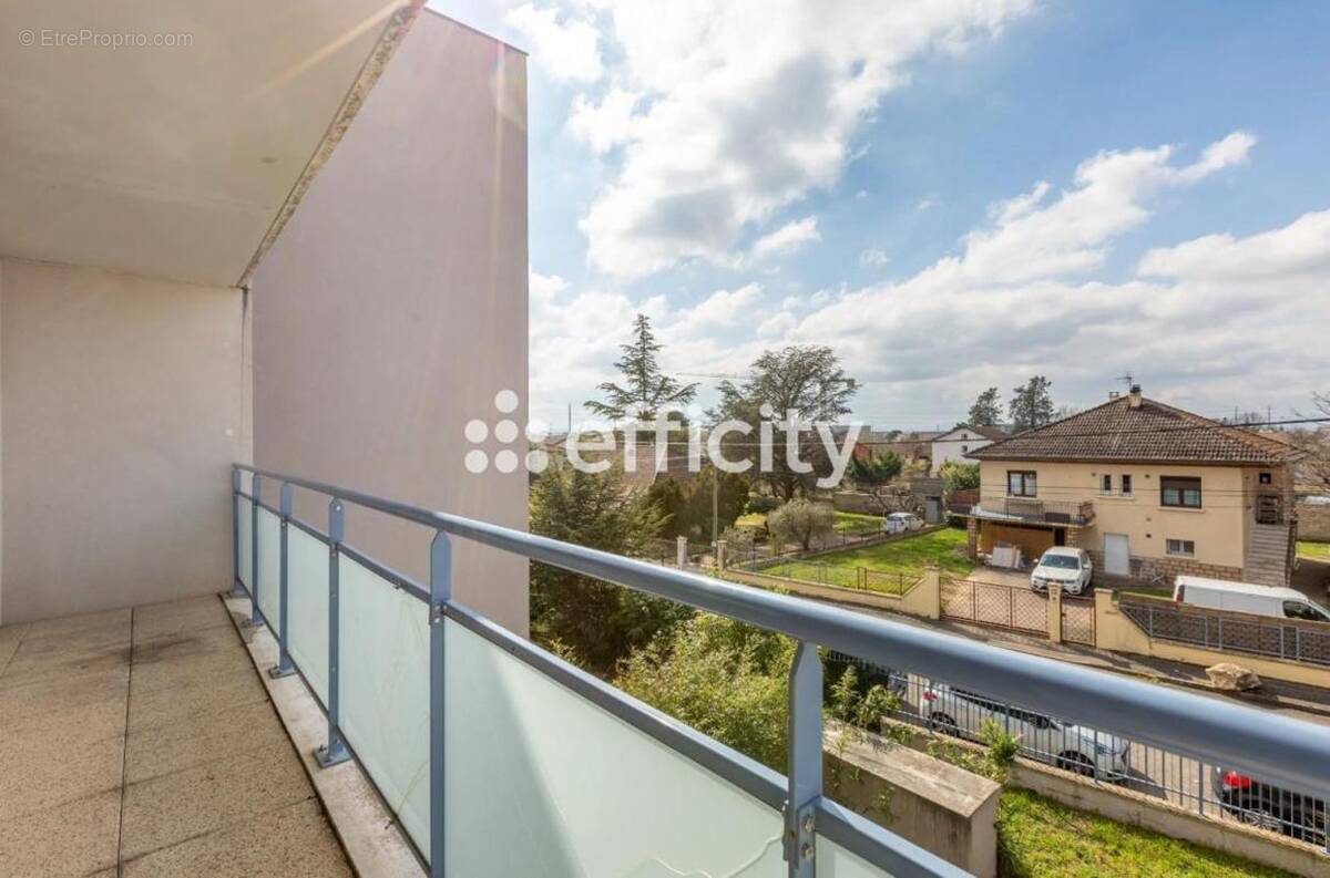 Appartement à MIONS