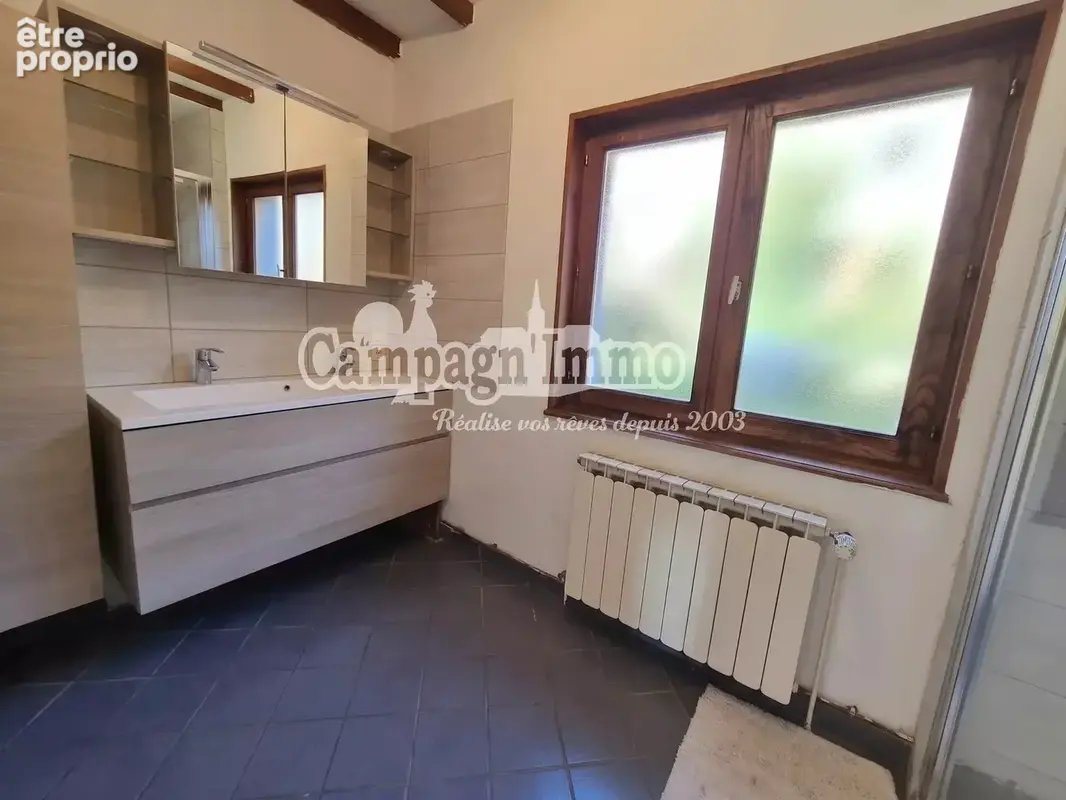 Le charme de l’ancien, l’espace d’une maison familiale et un jardin pour en profiter pleinement… - photo 15