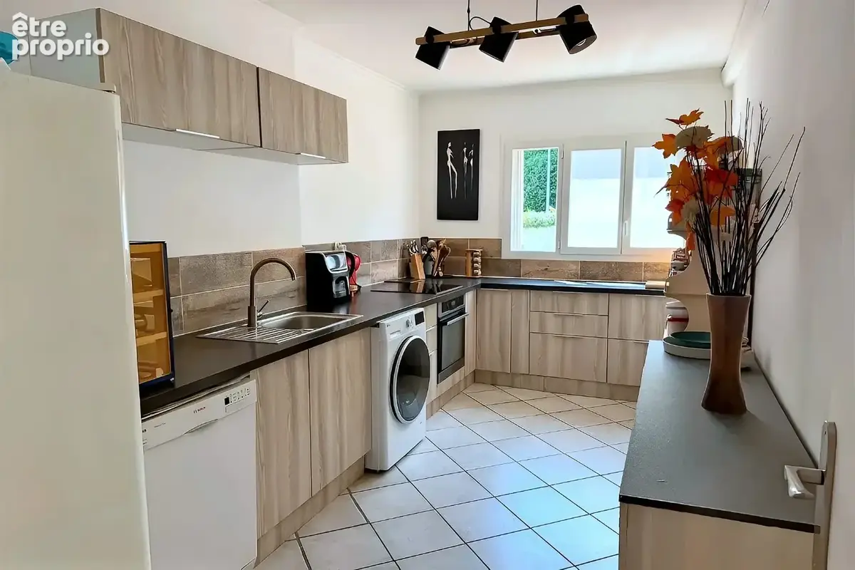Appartement de 105m2 5 pcs - photo 2
