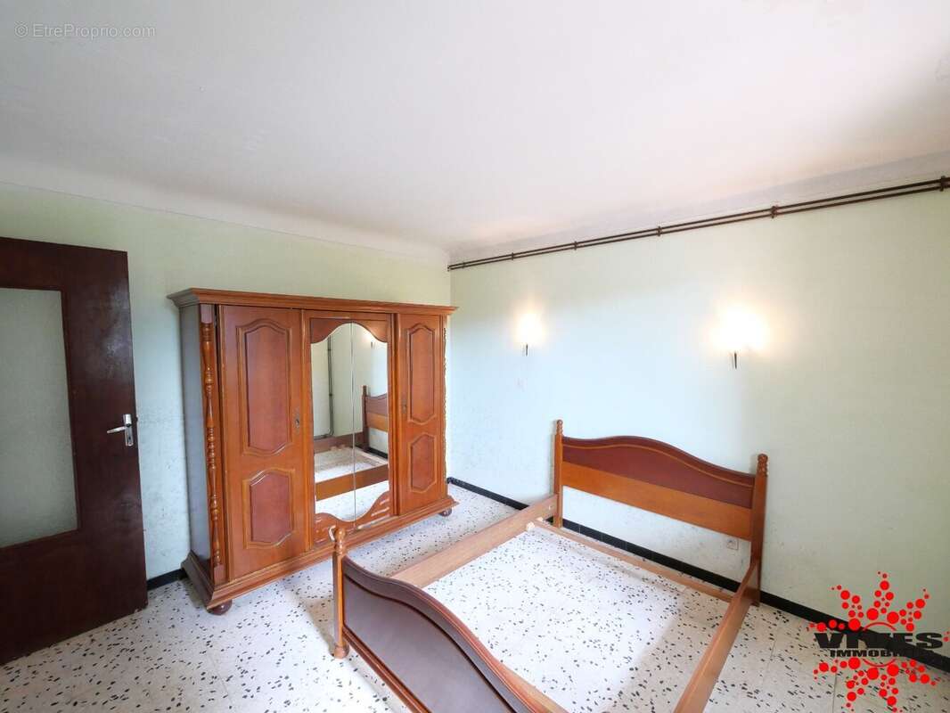 Maison à MONTADY