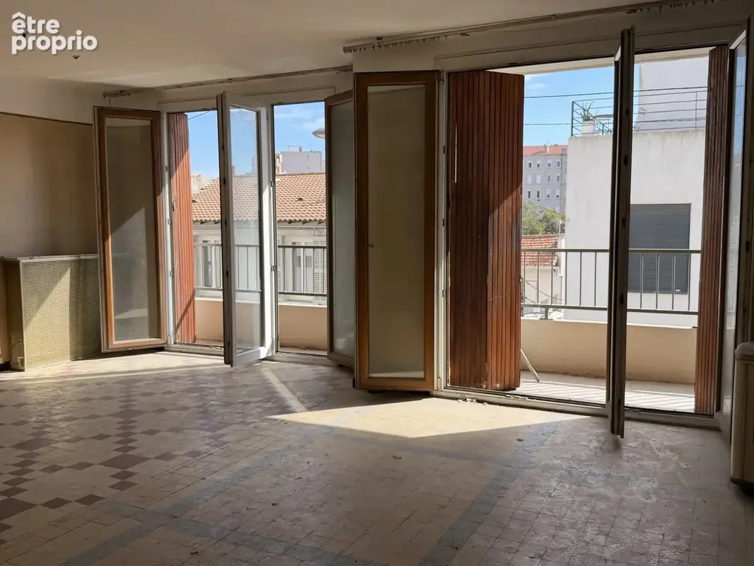 Appartement 5 pièces 95 m² à vendre à Marseille-7e (13007) - photo 3