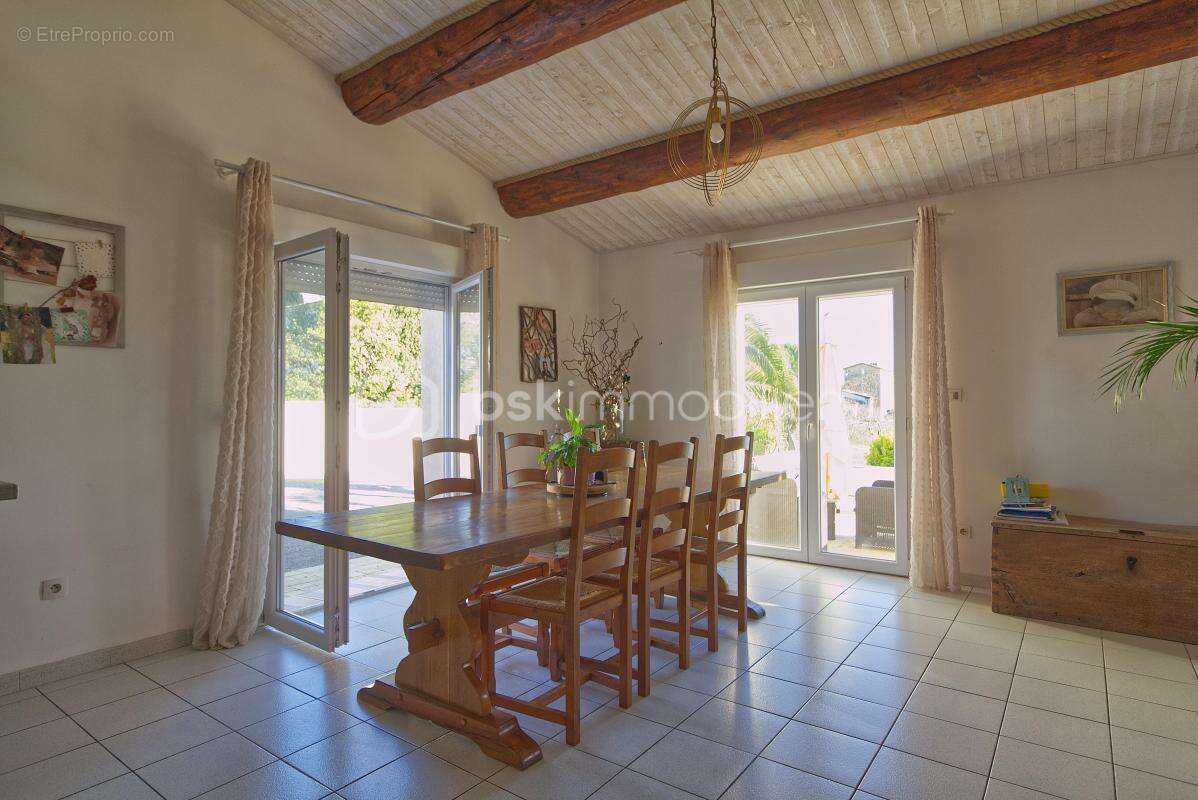 Maison à QUISSAC