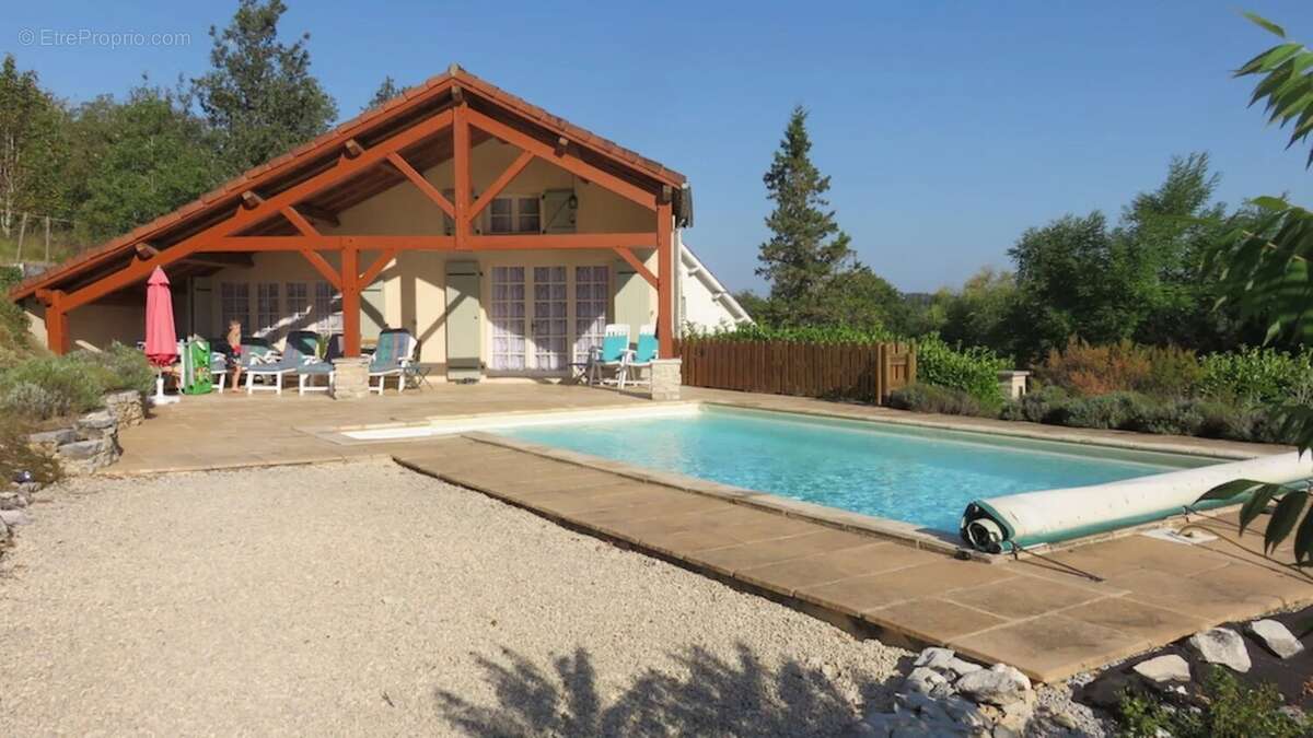 Maison à DEGAGNAC