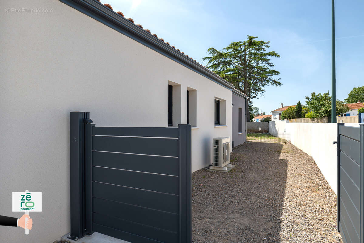 Maison à ANGLES