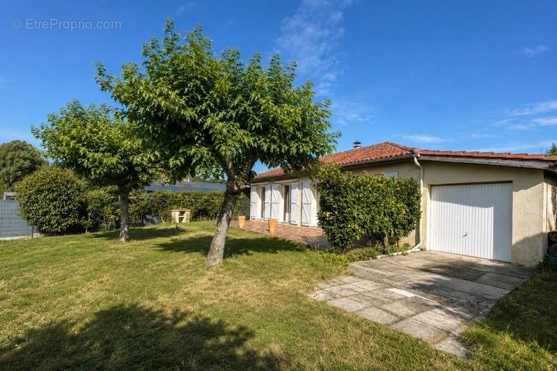 Maison à CARIGNAN-DE-BORDEAUX