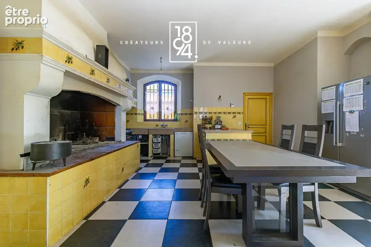À vendre I Sud Luberon I Propriété I 1060m² - photo 12